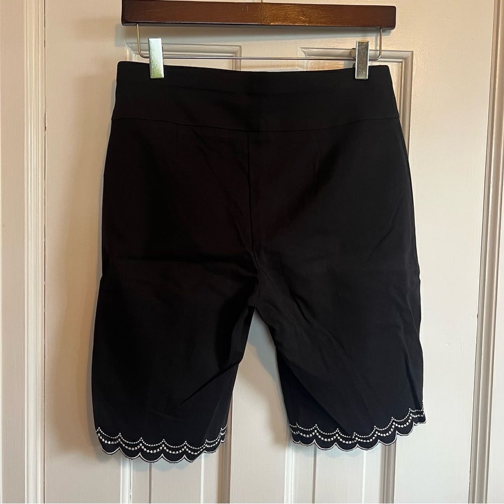 Counterparts Black and White Lace Trim Shorts - Picture 2 of 6